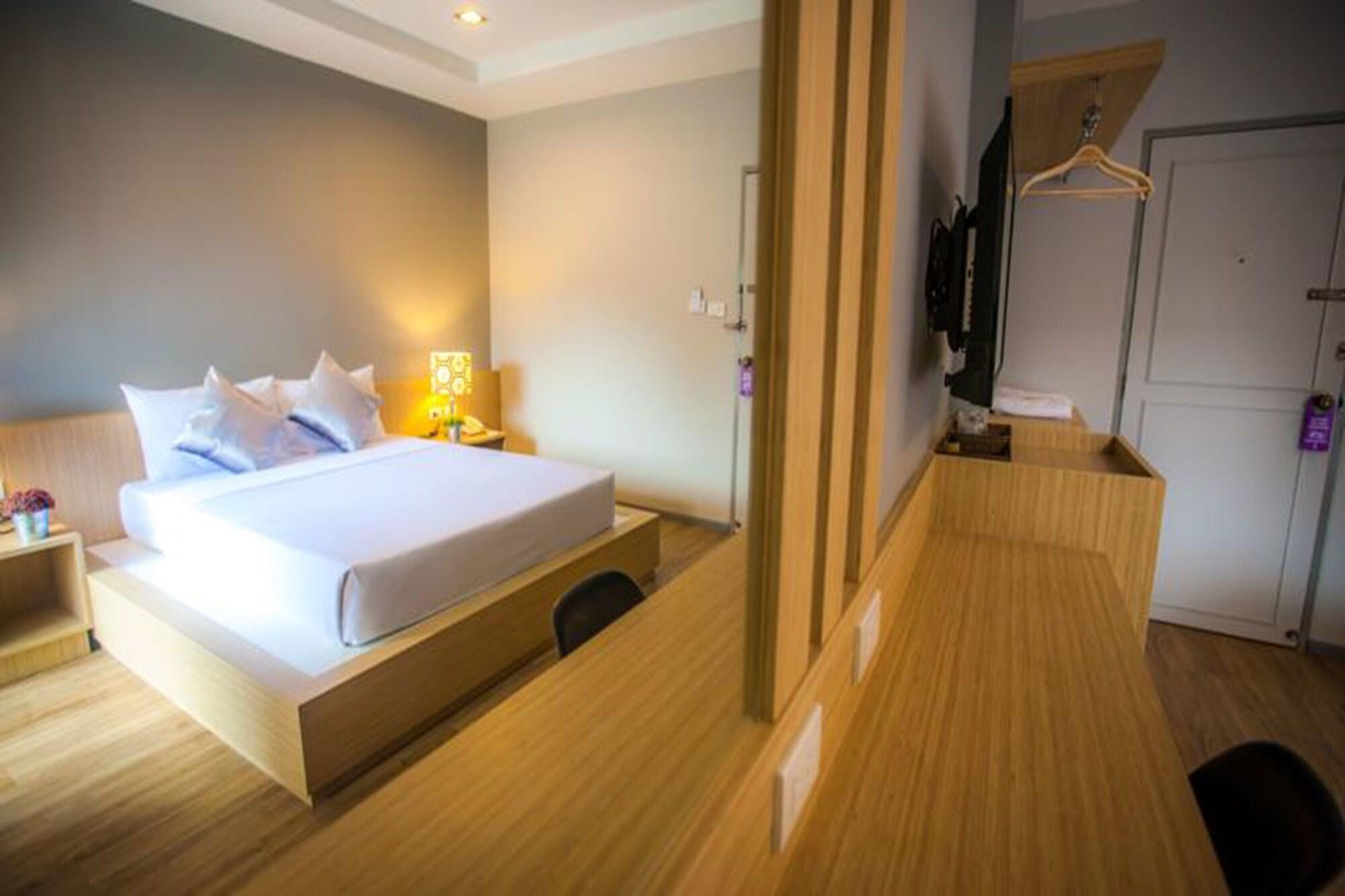 Rayong President Hotel Esterno foto